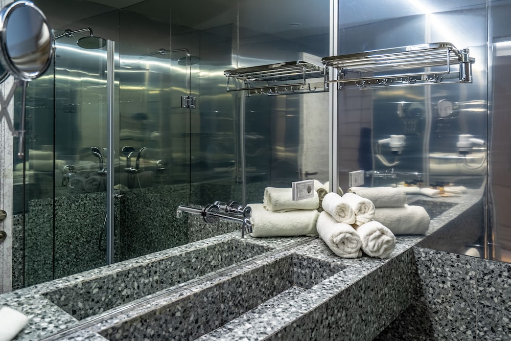 Platforma Design Hotel 65/66