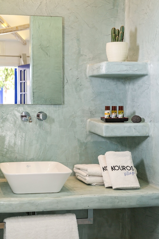 Kouros Village Hotel Adults Only 18/71