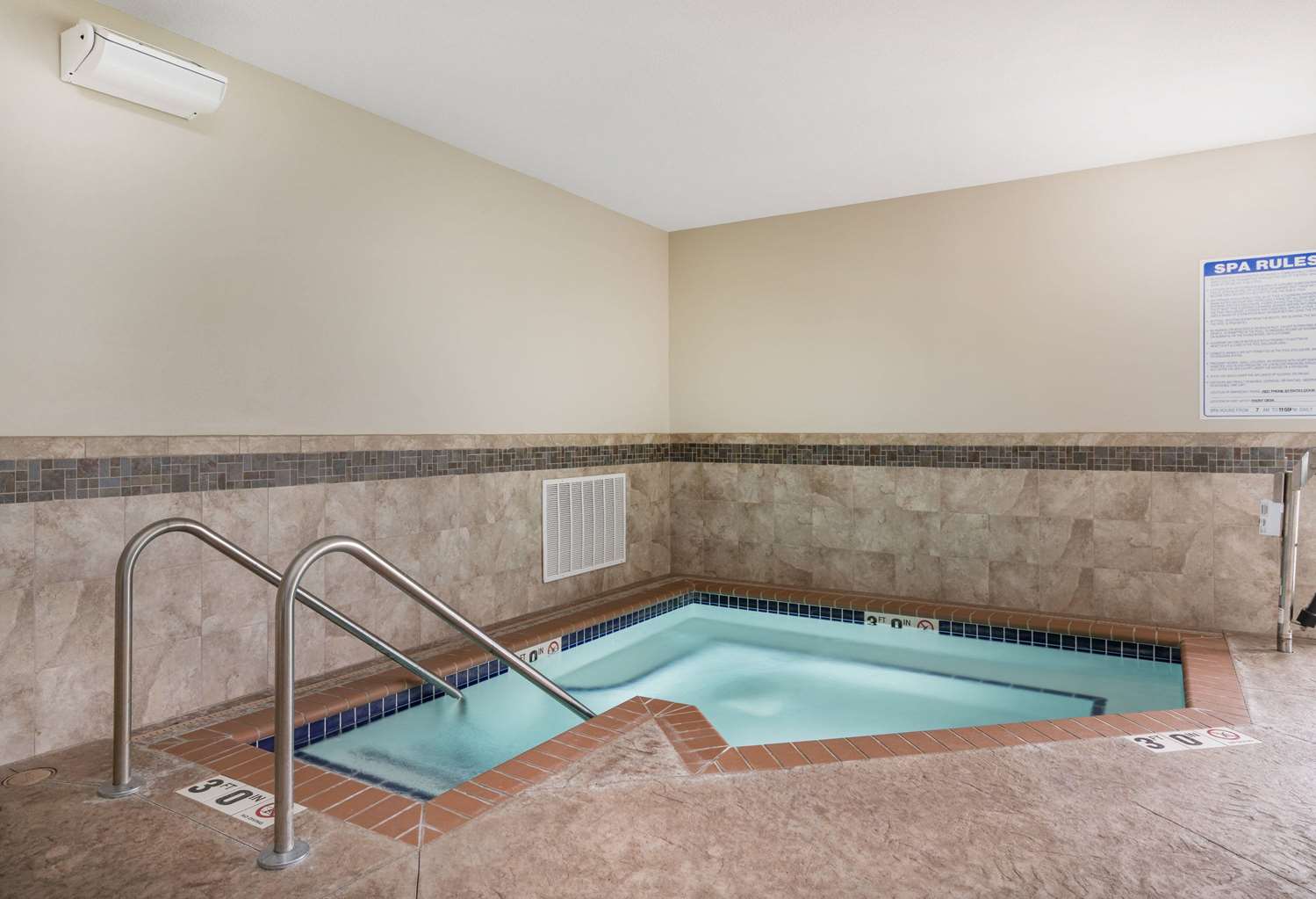 Americinn By Wyndham Hartford Sd 7/18