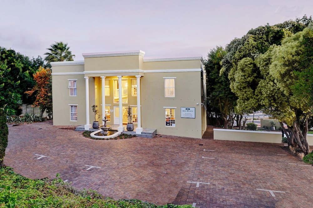Bell Rosen Guesthouse 10/68