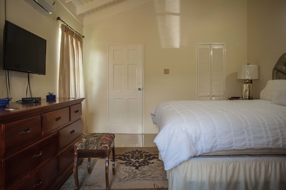 Pearl Island Cottage At Draxhall Country Club 3/38
