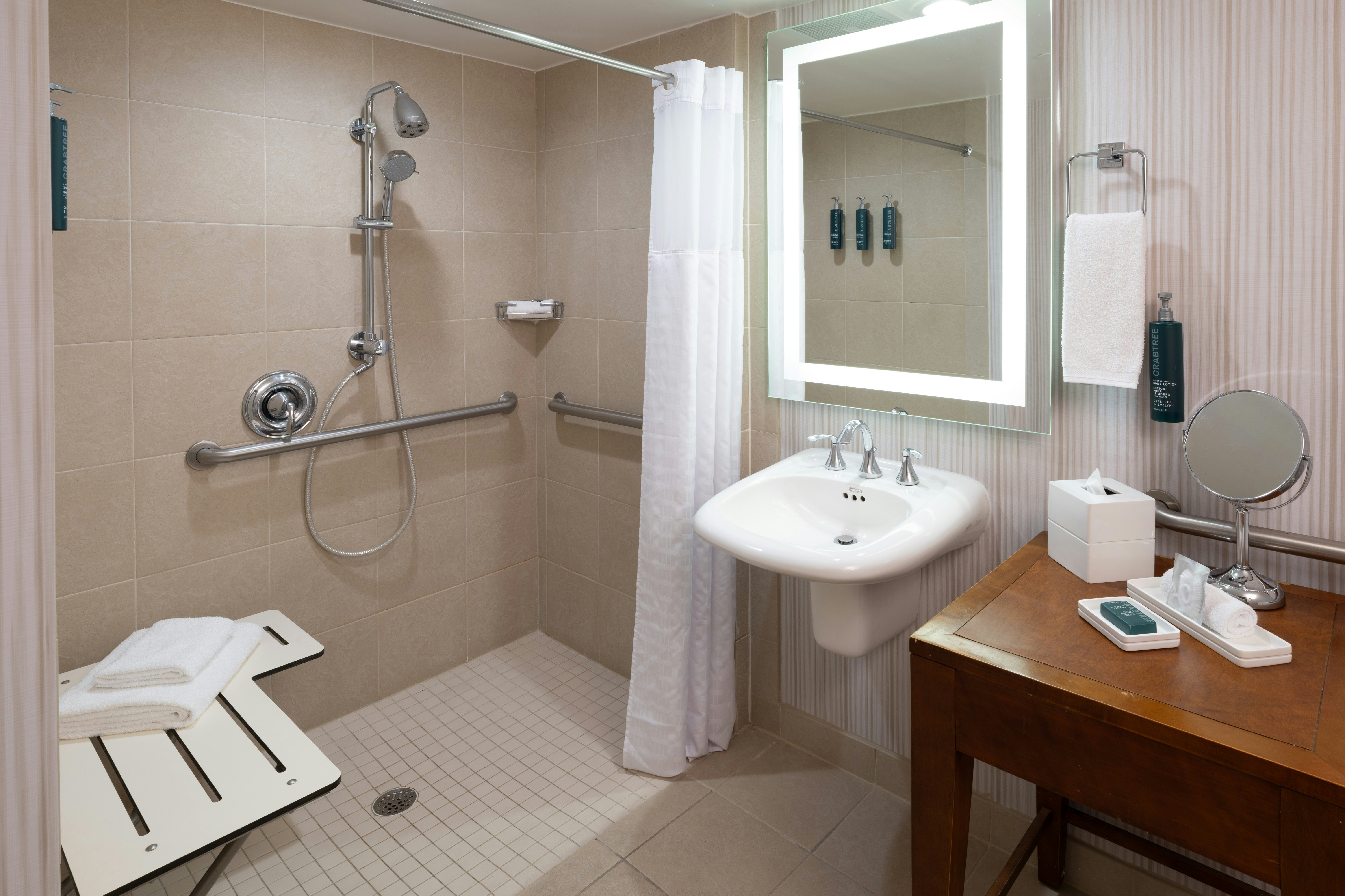 غرفة بسرير كينج لذوي الإعاقة، Hilton Washington DC/Rockville Hotel & Executive Meeting Center 3/3