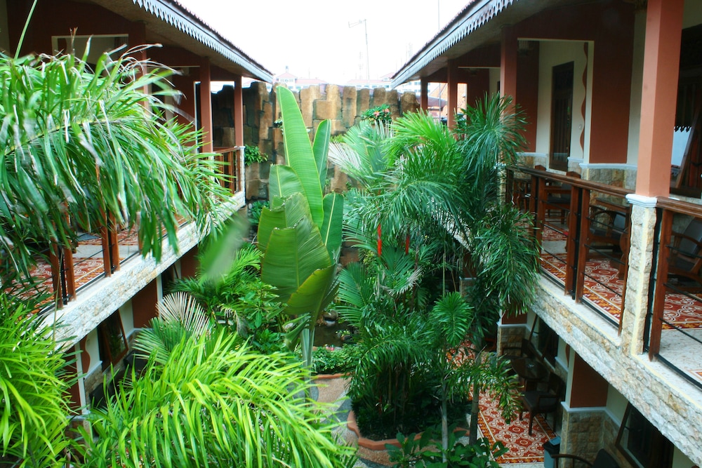 Hotel 1001 Malam 36/43