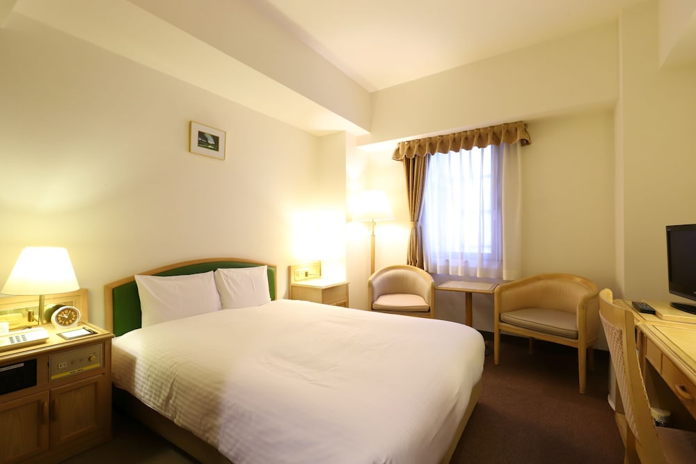 ROOM, DOUBLE BED, SMOKING