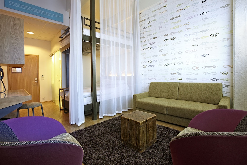 Reykjavik Marina - Berjaya Iceland Hotels 28/50