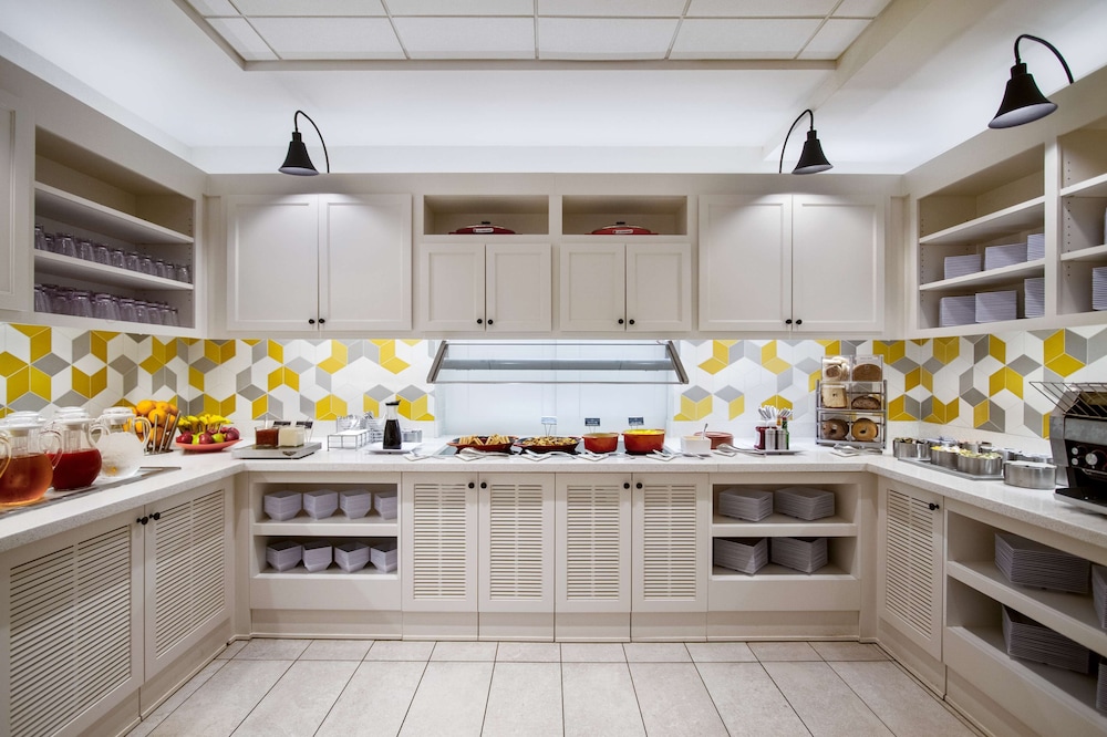 Hyatt Place Blacksburg / University 50/56
