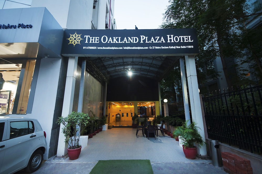The Oakland Plaza by Orion Hotels 1/48