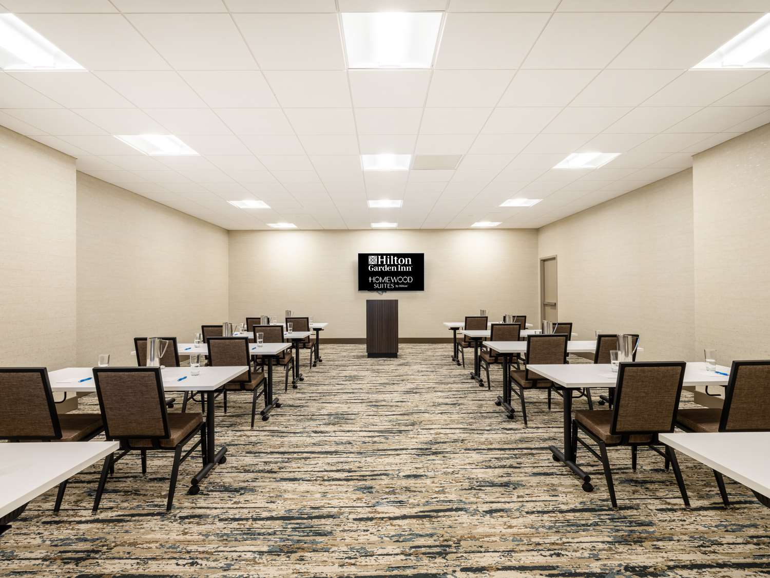 Hilton Garden Inn Toledo Downtown OH 22/25