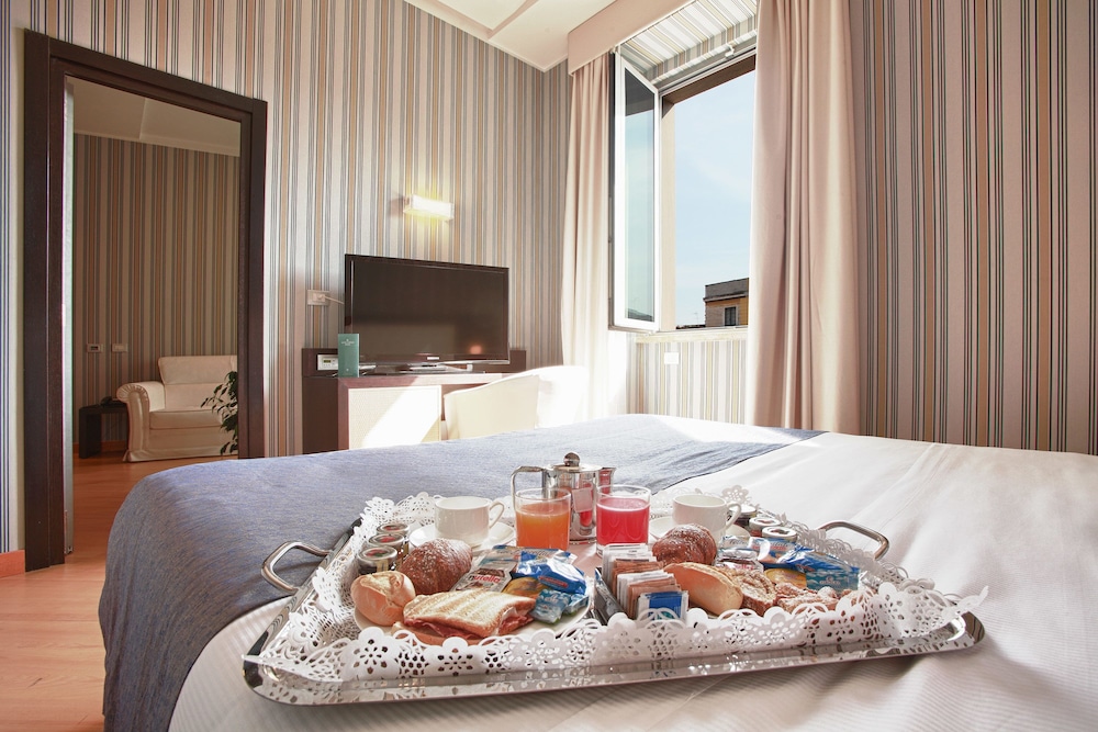 Hotel Naples 26/71