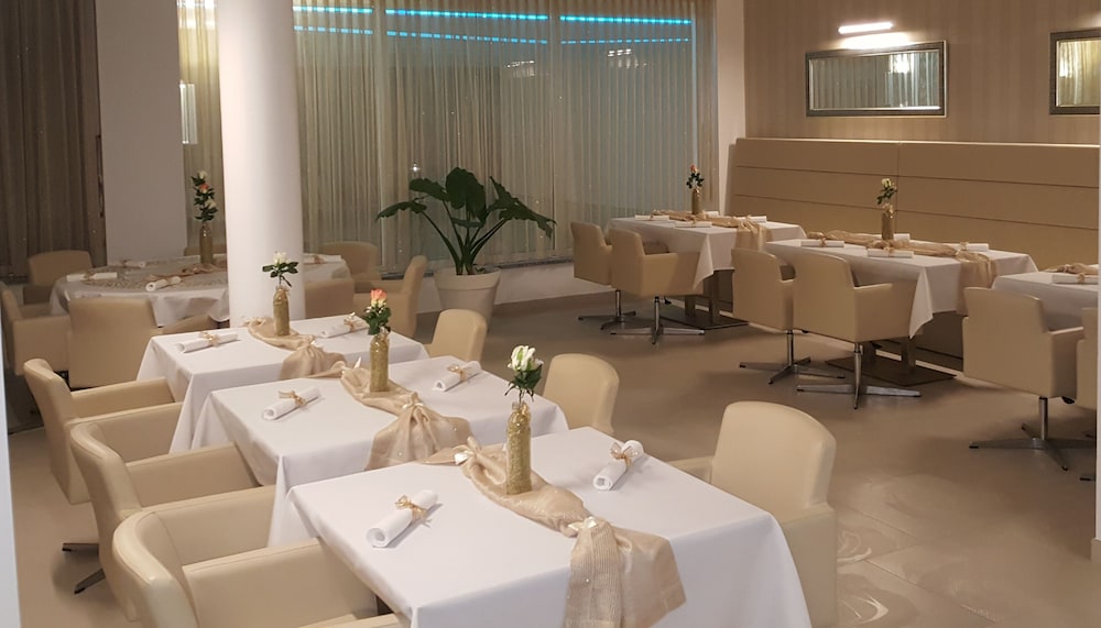 Adrion Aparthotel 24/49