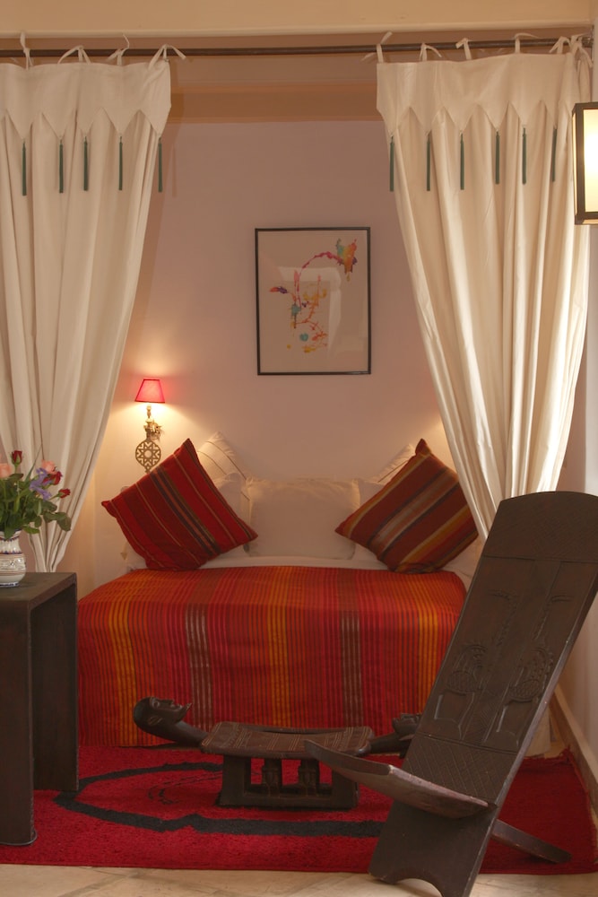 RIAD DAR BOUNOUAR 22/34