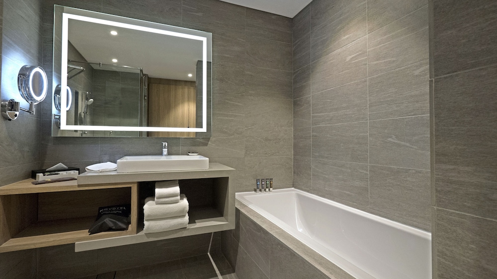 Novotel Kuala Lumpur City Centre 26/67