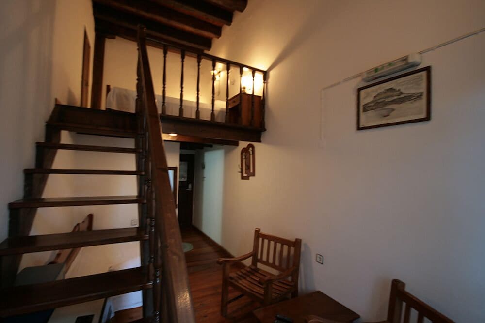 Chania Rooms 34/48