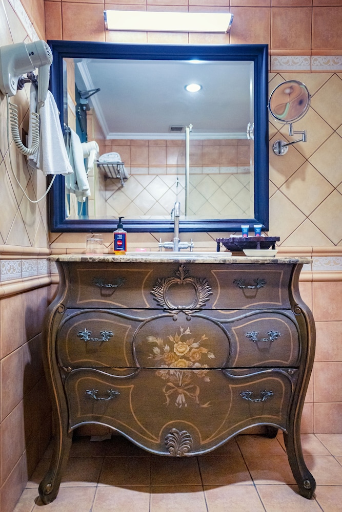 Travancore Court photo3