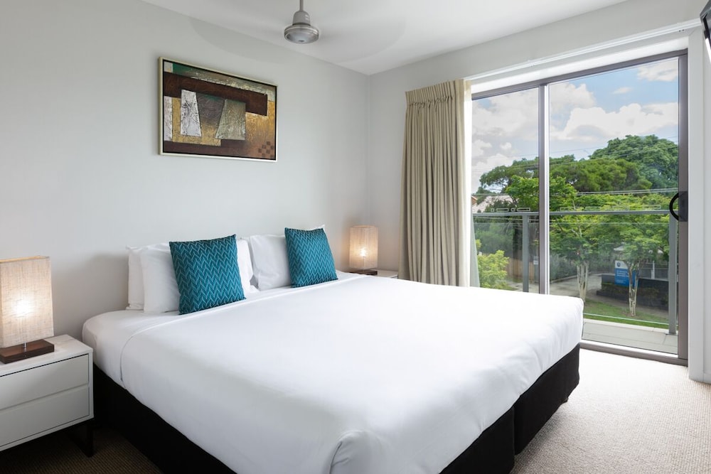 2 BEDROOMS, APARTMENT