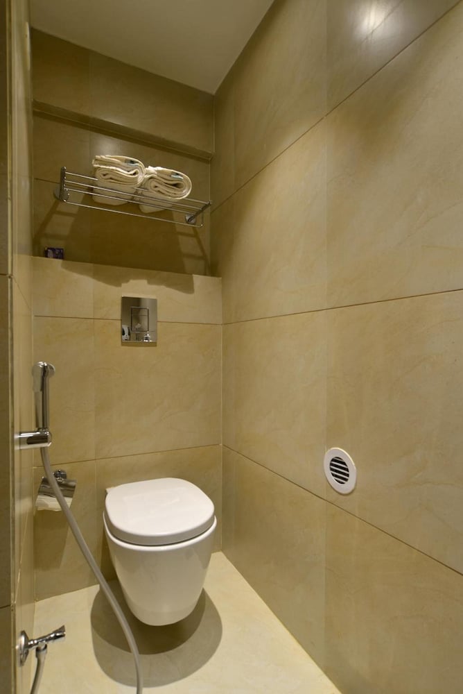 Hotel Panchavati Yatri 32/35