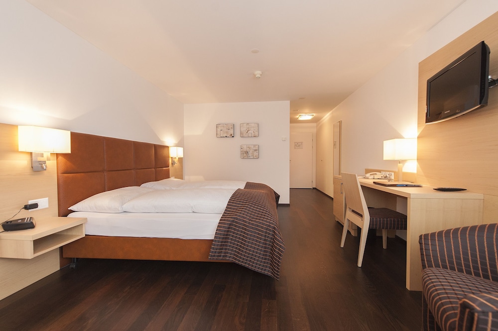 TOP SeminarHotel am Aegerisee 17/69