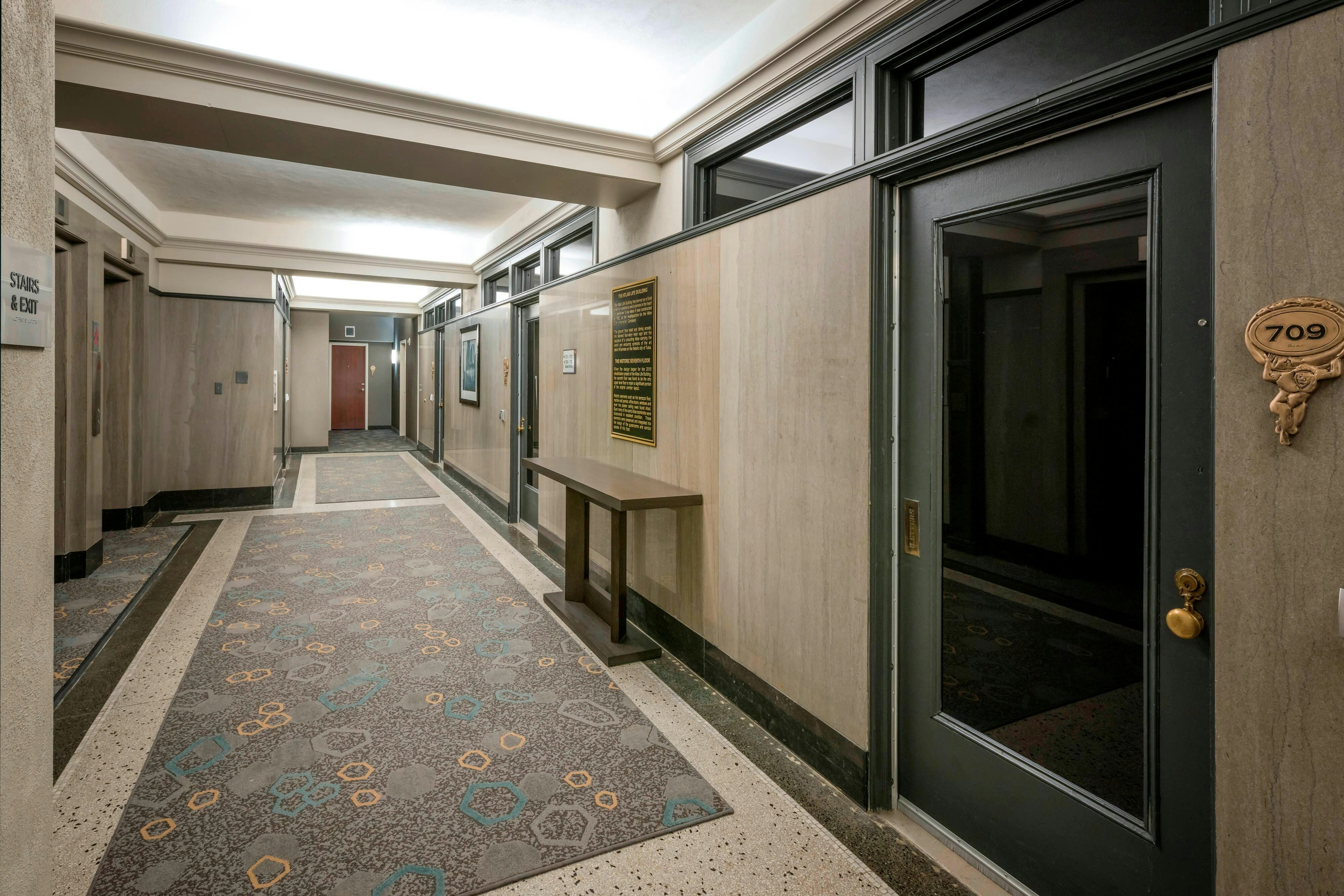 Courtyard By Marriott Tulsa Downtown 22/23