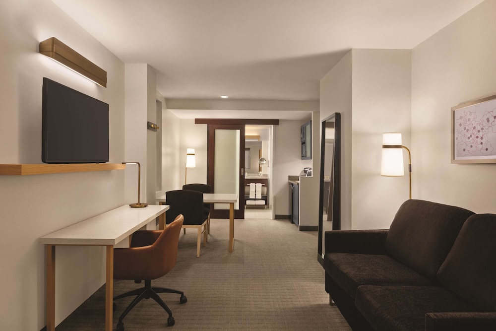DoubleTree by Hilton New York Midtown Fifth Ave 37/61