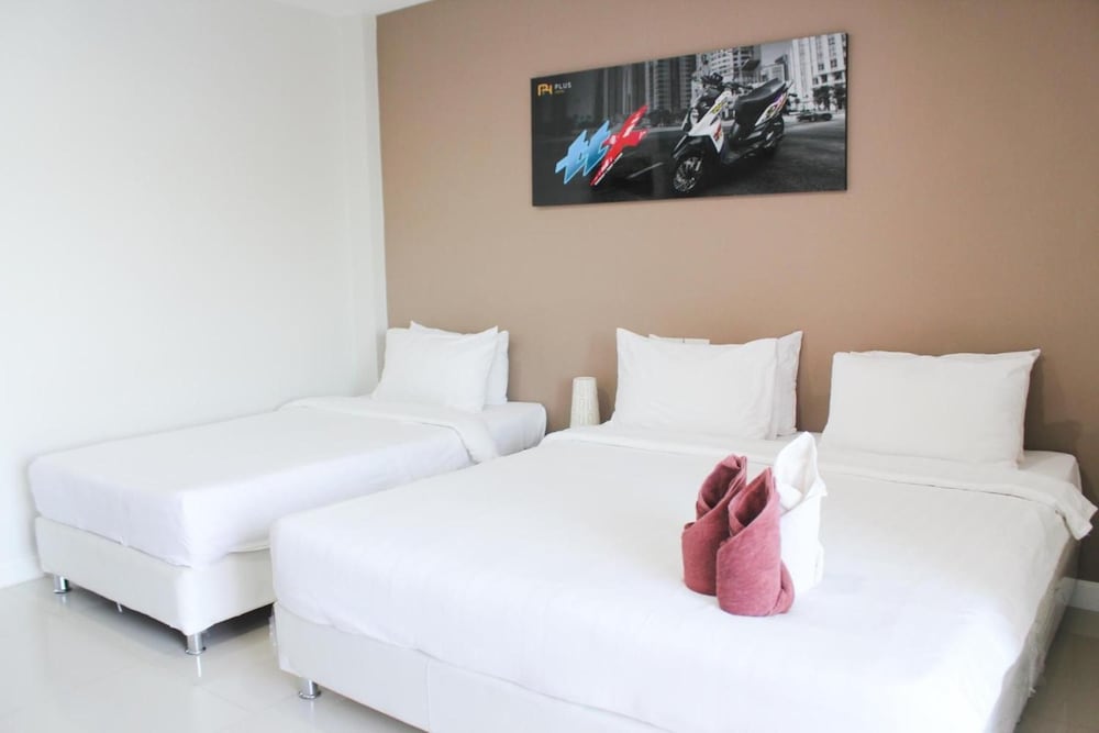 Plus Hotel 14/45