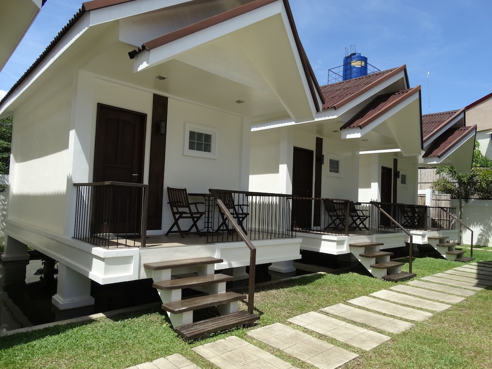 Cleon Villas Pension 8/24