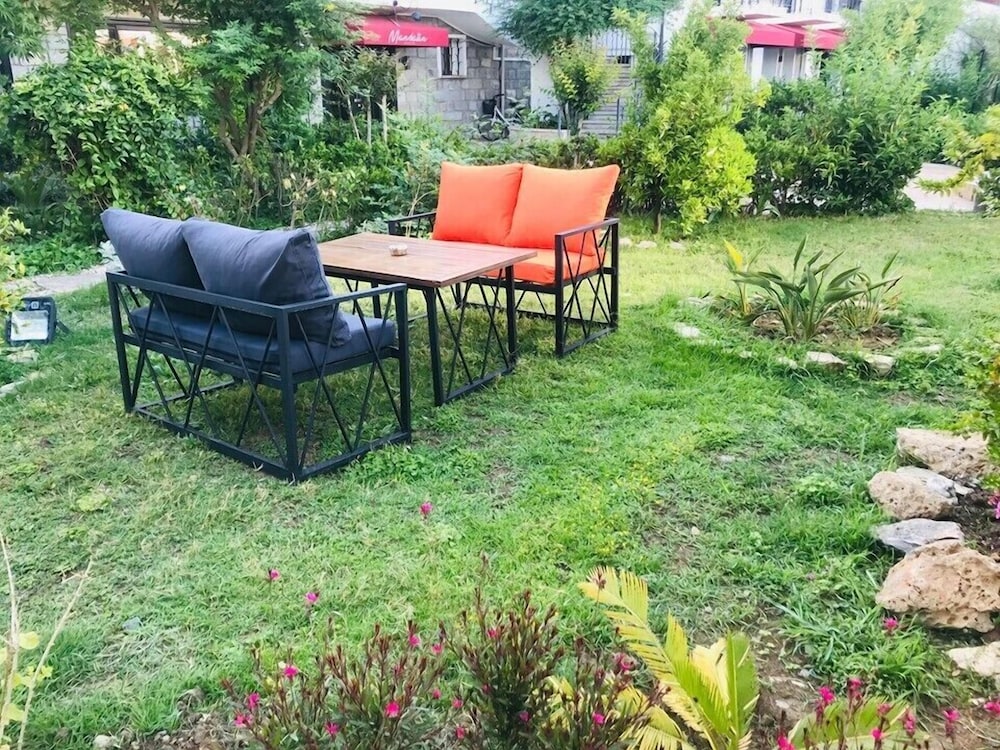 Akkent Garden Hotel 4/63