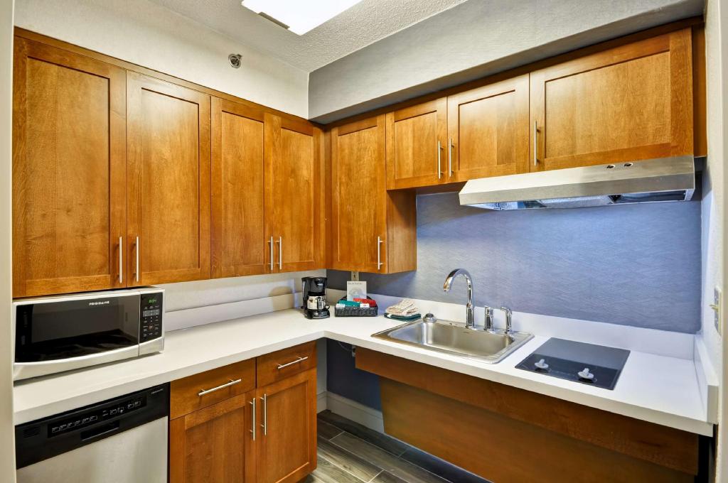 Suite, 2 Double Beds, Sofa, Accessible, Homewood Suites By Hilton Memphis Germantown 4/4