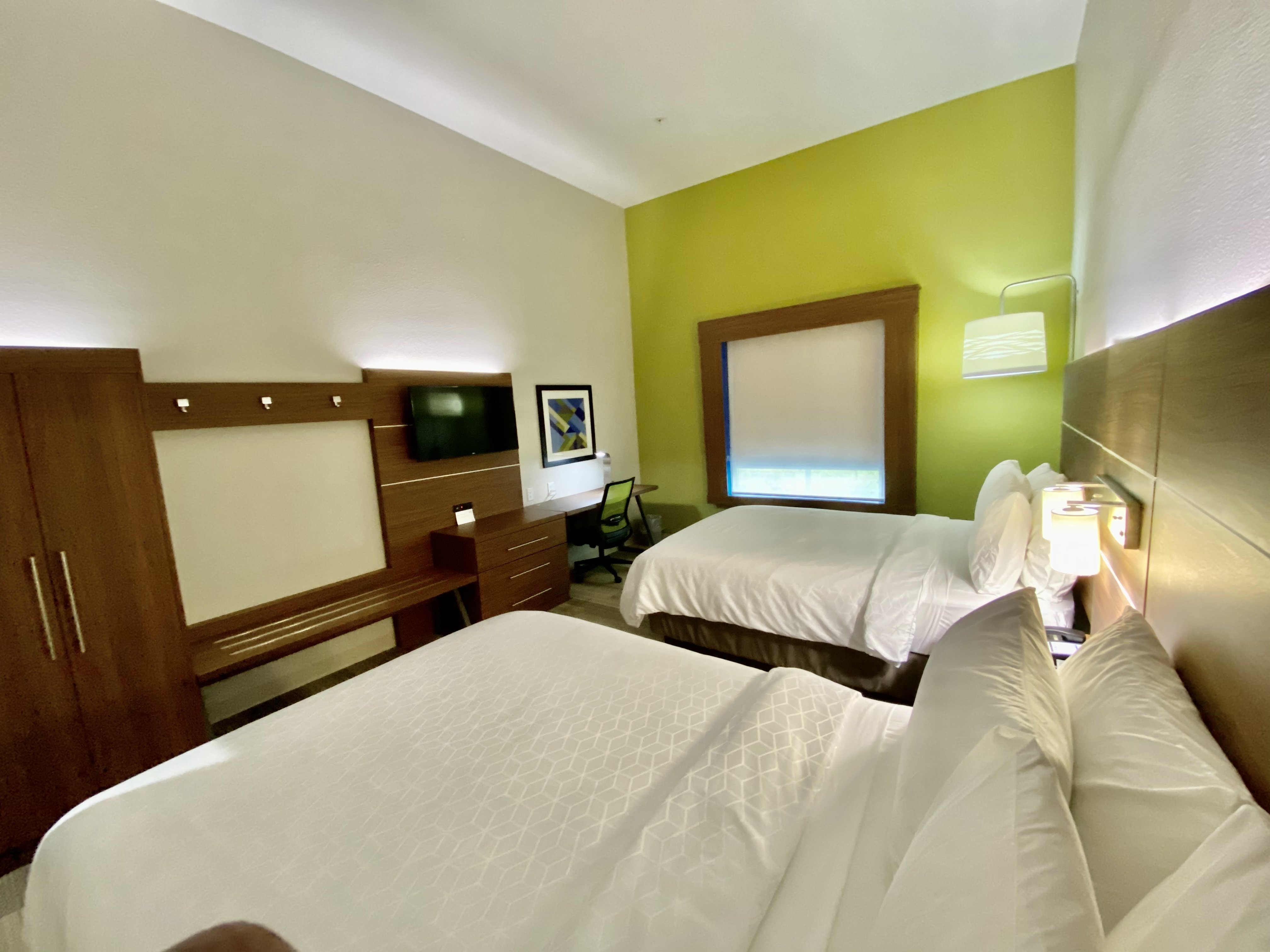 HOLIDAY INN EXPRESS PINEVILLE-ALEXANDRIA AREA 19/49