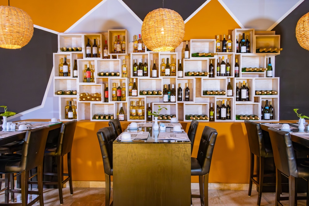 Oh! Cancun The Urban Oasis & Beach Club 38/59