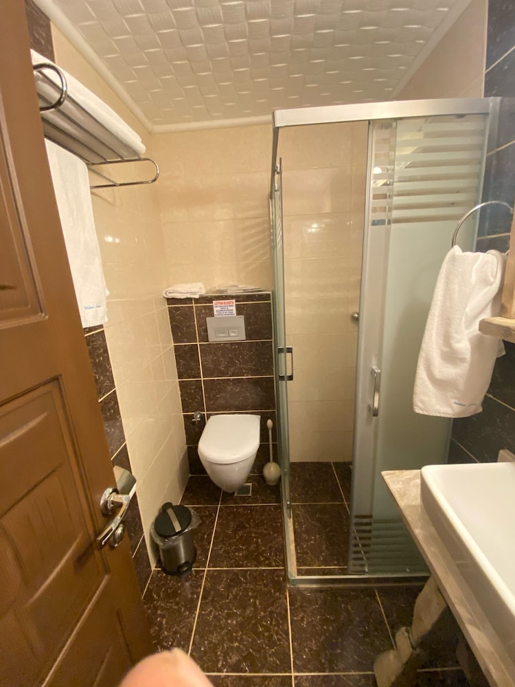 Golden Stone Butik Otel 48/50