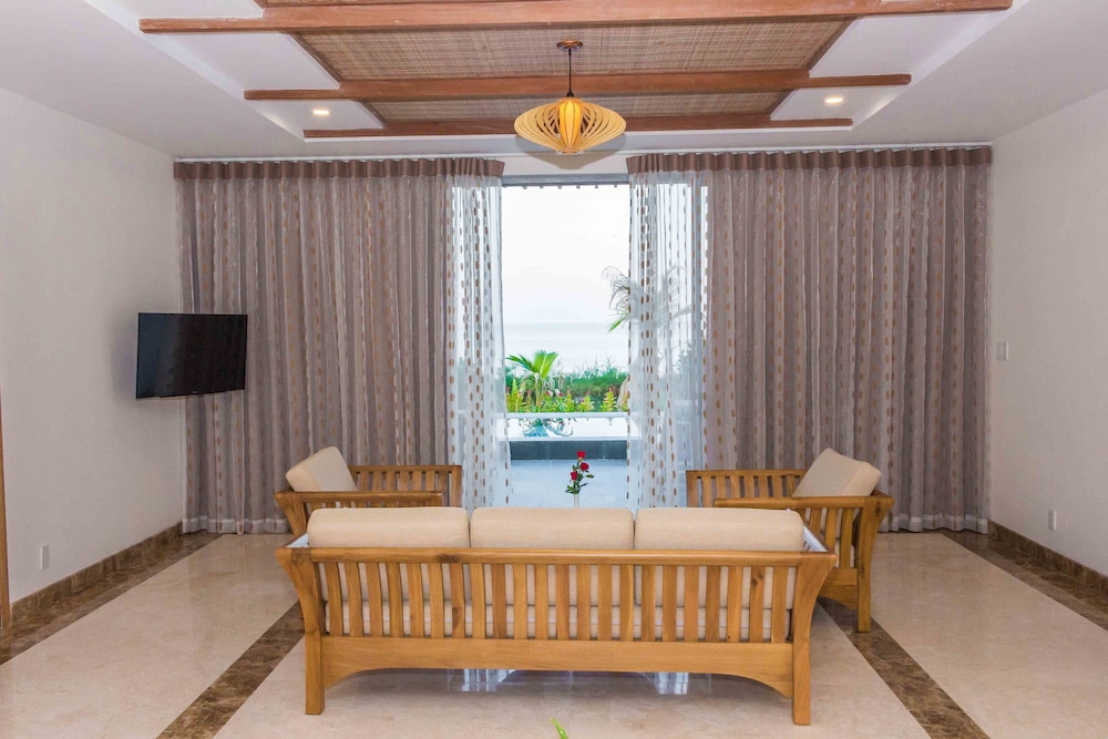 Sonata Resort & Spa 13/70