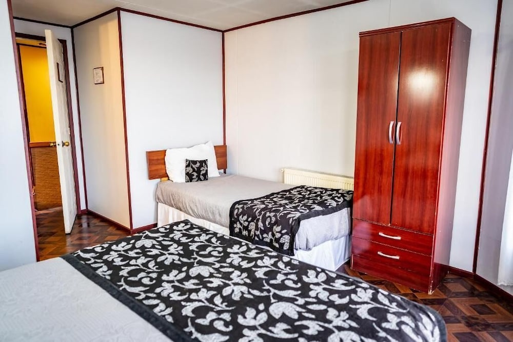 Hostal Alcazar 27/69