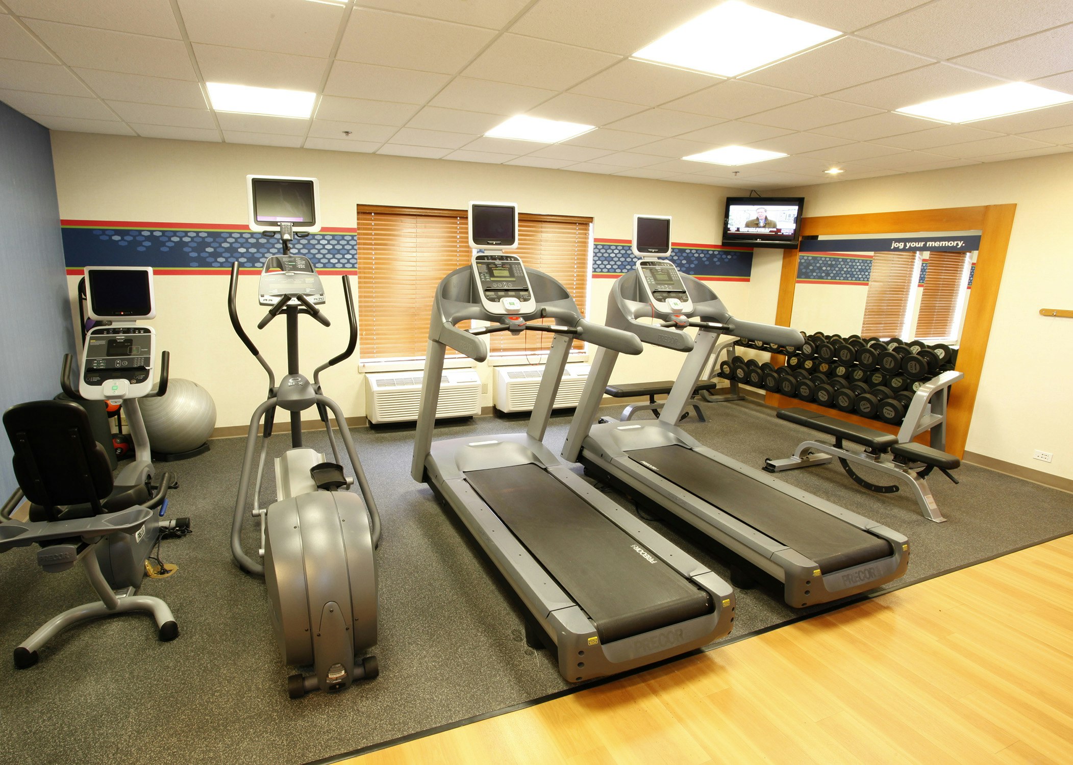 Hampton Inn Rockford 6/6