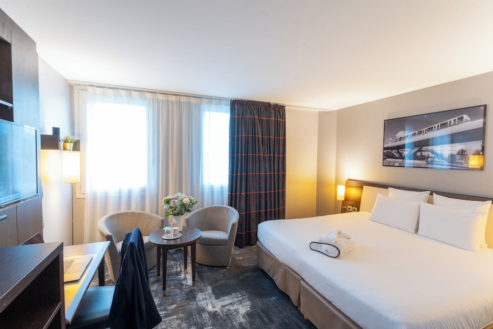 MERCURE RENNES CESSON 18/69