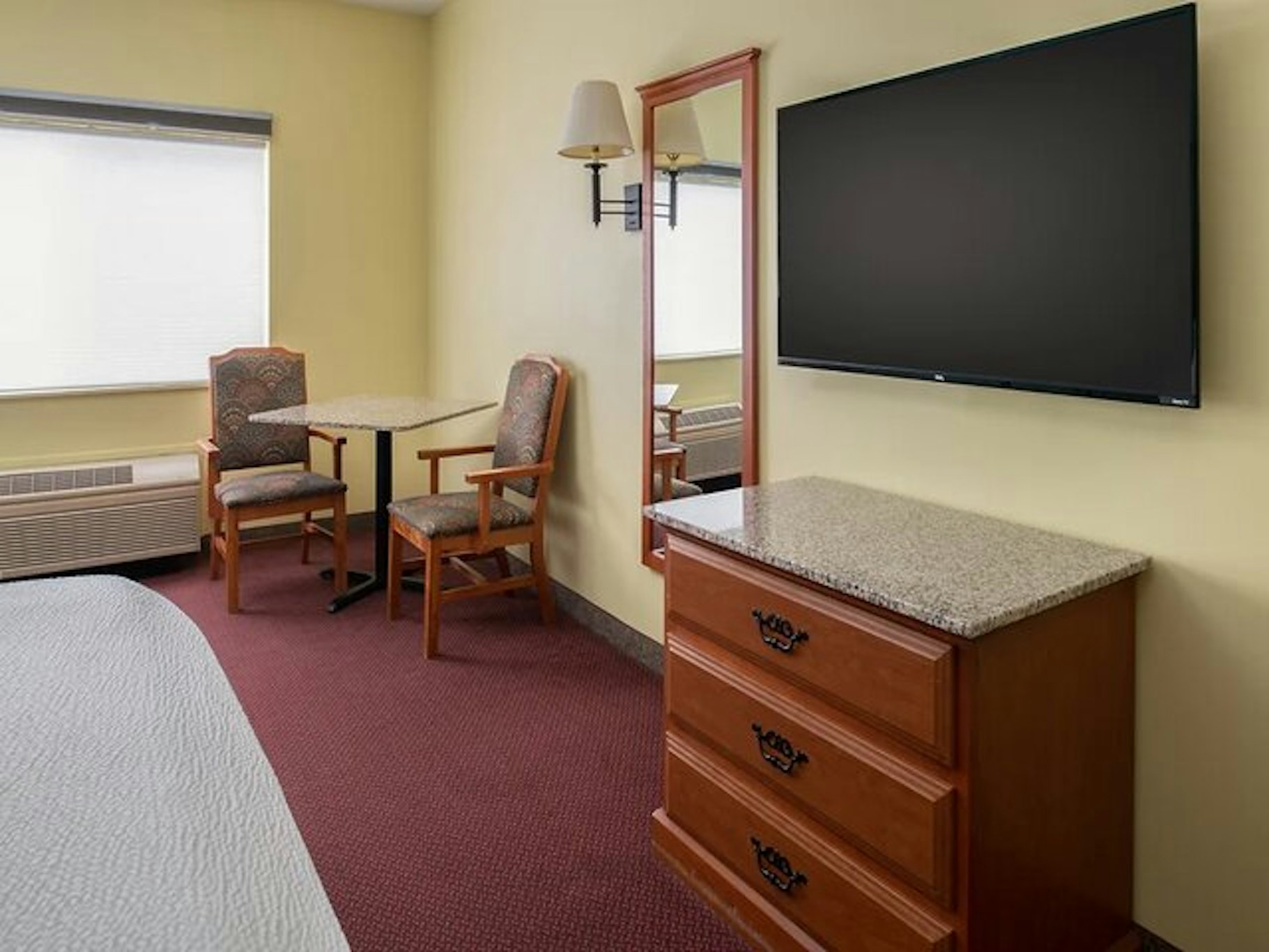 Ashley Inn of Tillamook 22/26