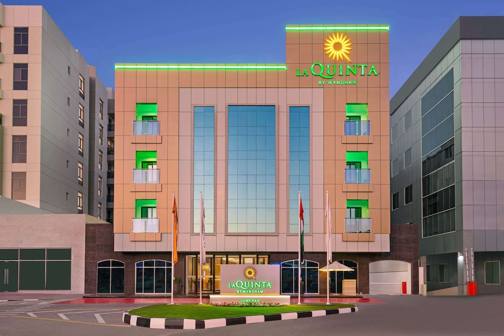 La Quinta by Wyndham Dubai Jumeirah 35/40