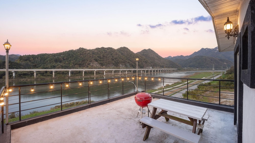 Chuncheon Beautiful House Pension 34/50