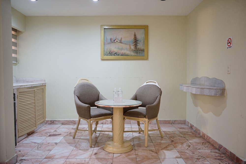 Hotel Posada del Sol Inn 24/58