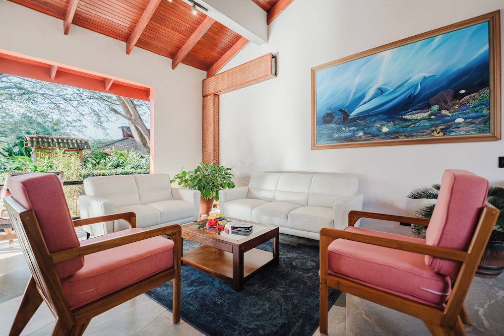 Papagayo Golden Palms Beachfront Hotel 41/65