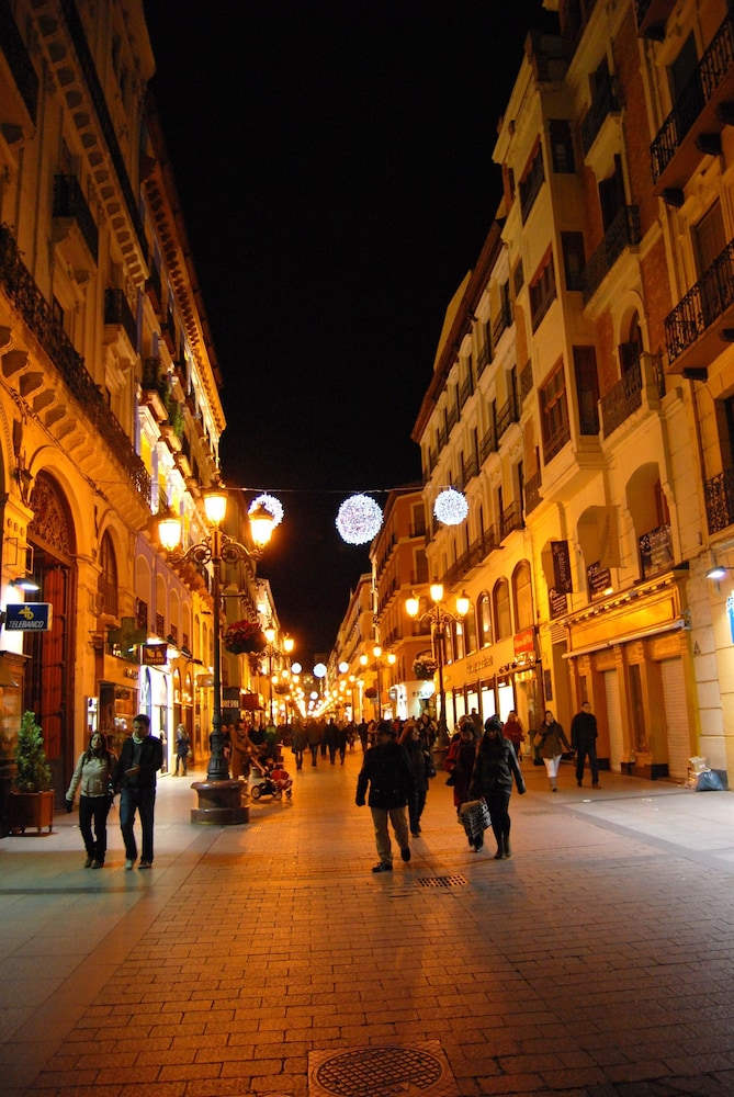 Hotel Río Arga 39/44