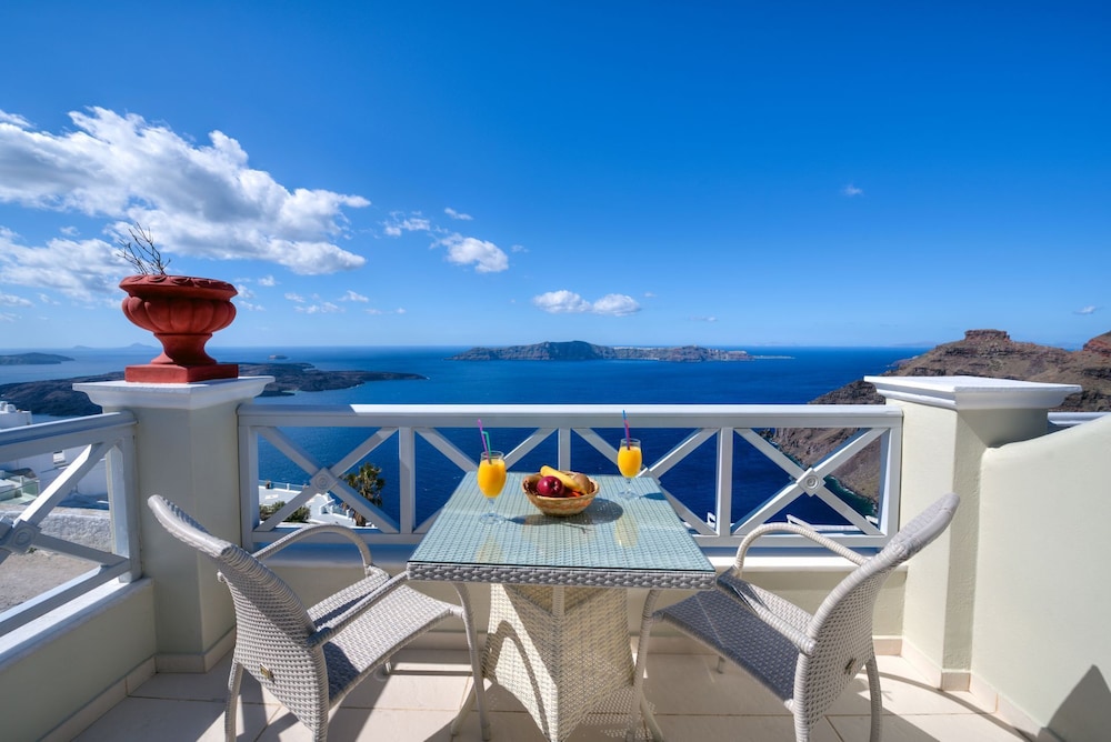Ellinon Thea Boutique Hotel 68/72