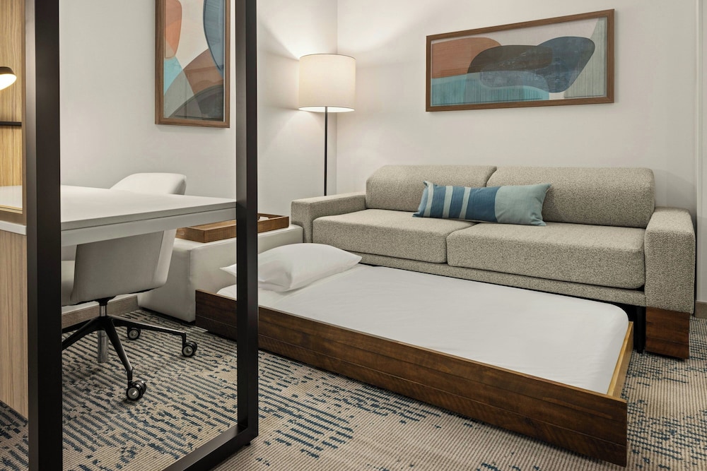 SpringHill Suites by Marriott Bettendorf 15/35