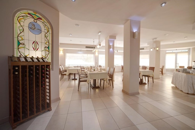 Lebed Hotel 27/31