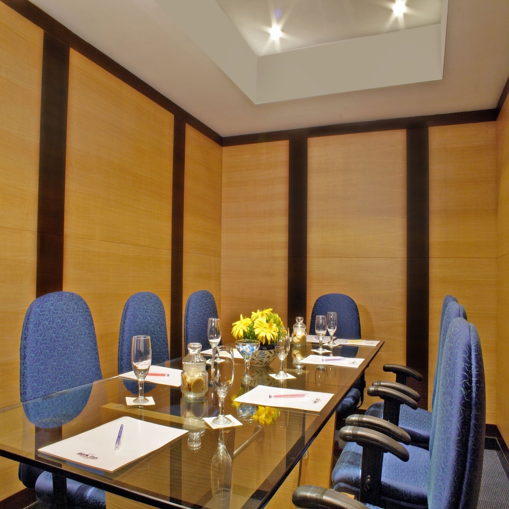Aditya Park A Sarovar Portico Hotel 42/48