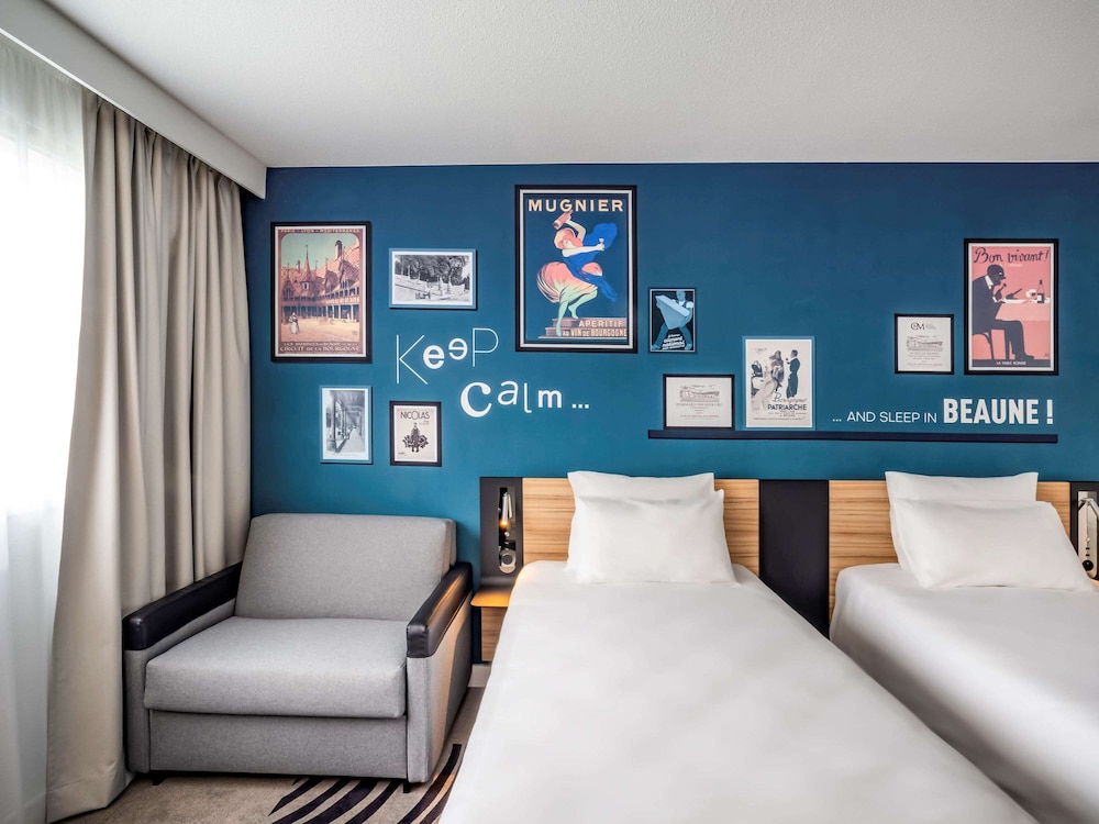 NOVOTEL BEAUNE 41/73