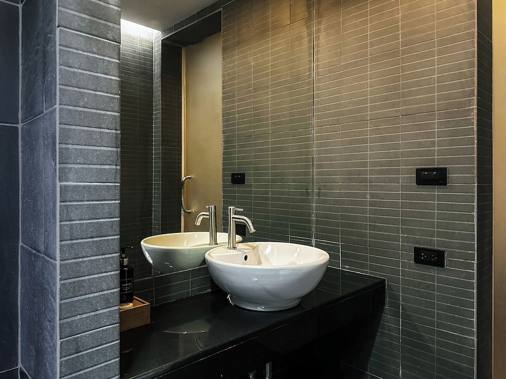 G Boutique Silom Hotel 84/84