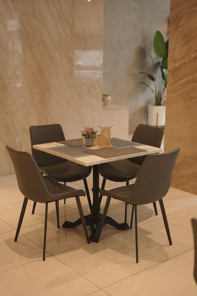 Lazdana Hotel Kuala Lumpur 42/48