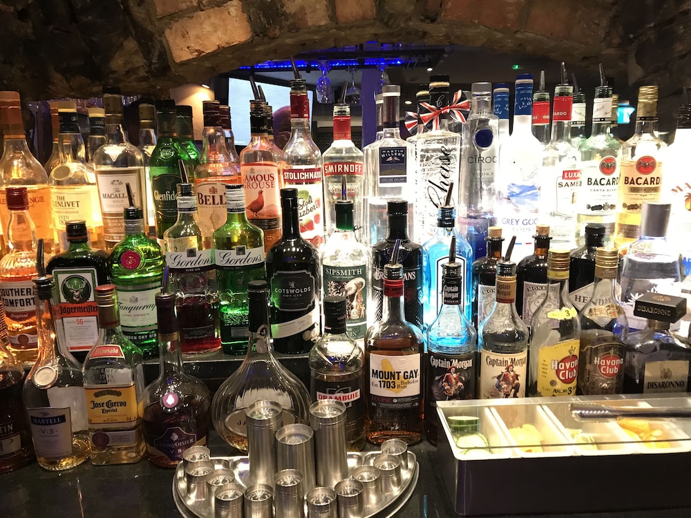Deddington Arms 17/34