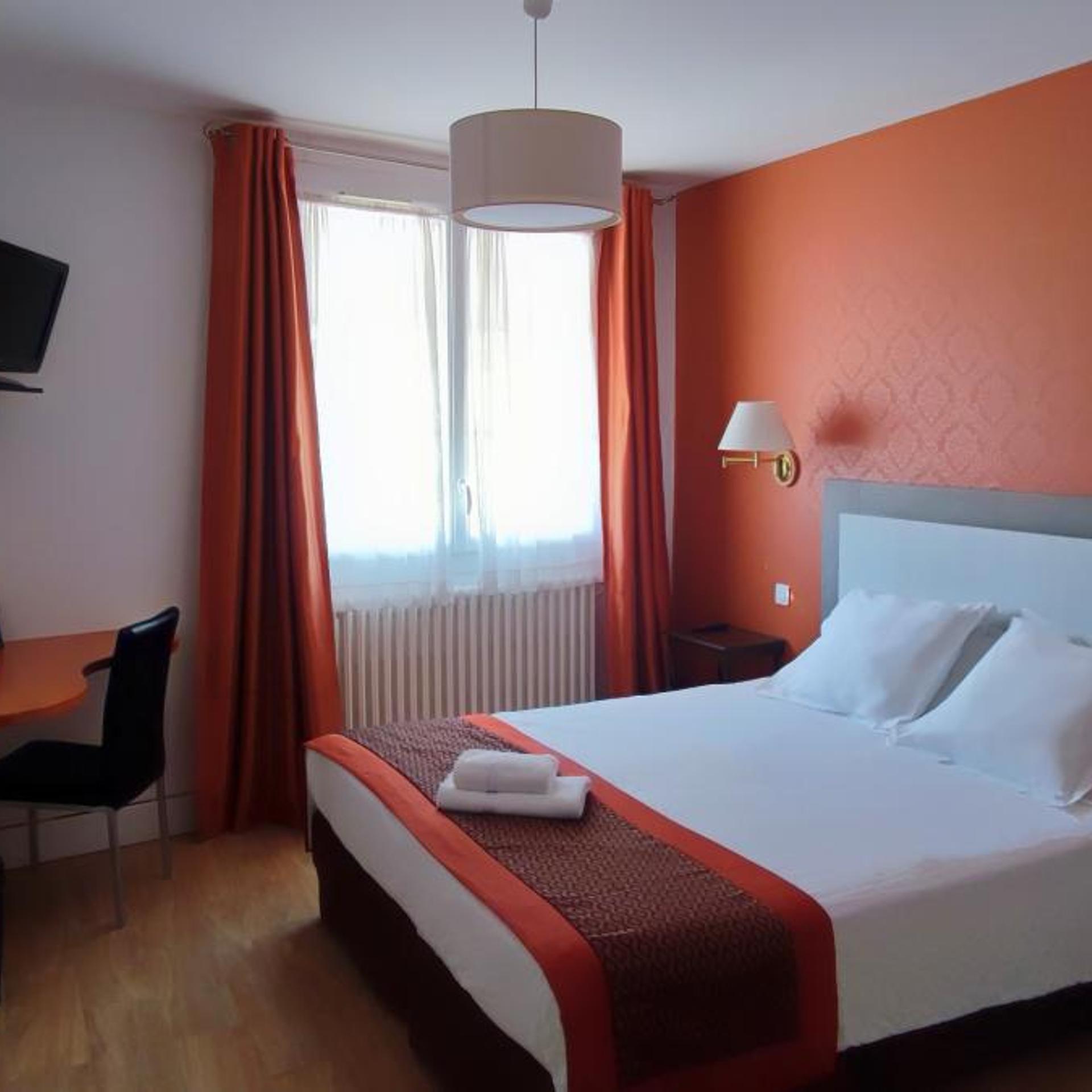 Room, Double Bed