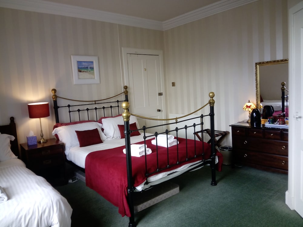Dunallan House 13/37